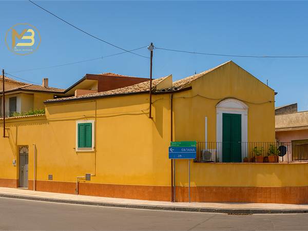 INDIPENDENTE CON GARAGE – SAN GIOVANNI LA PUNTA